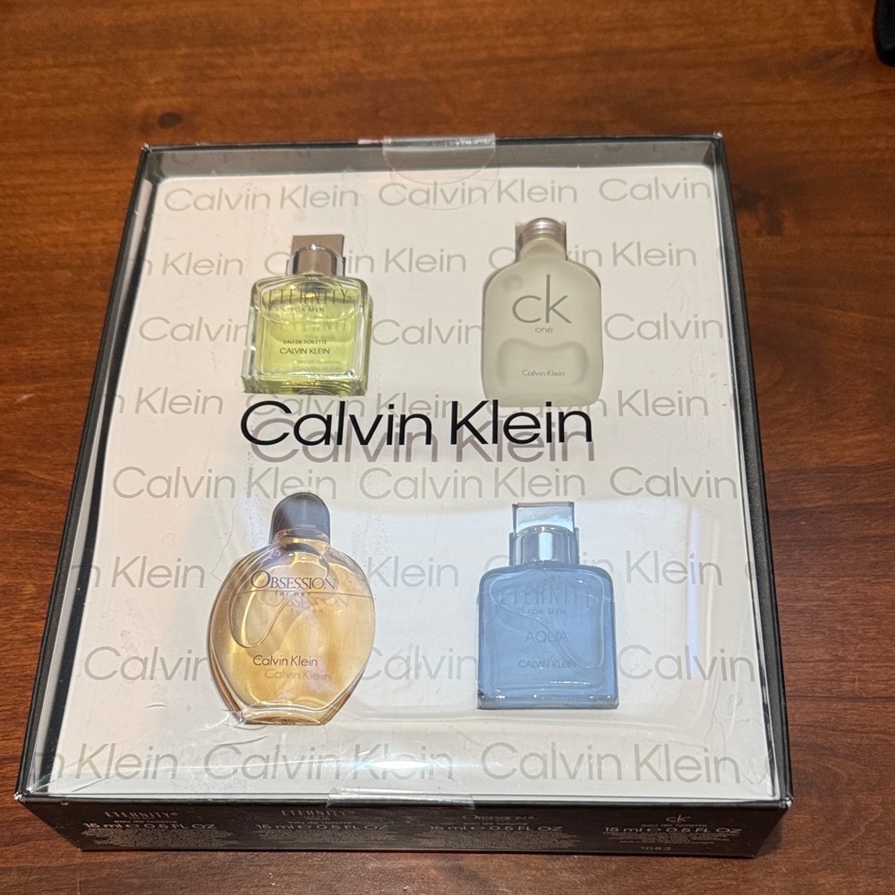 Calvin Klein mini cologne set